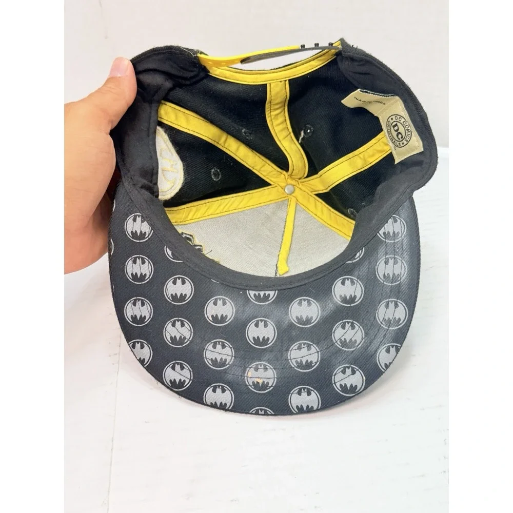 DC Comics Batman Snapback Hat Black‎ Yellow Gothic Logo Cap 2013 Adjustable